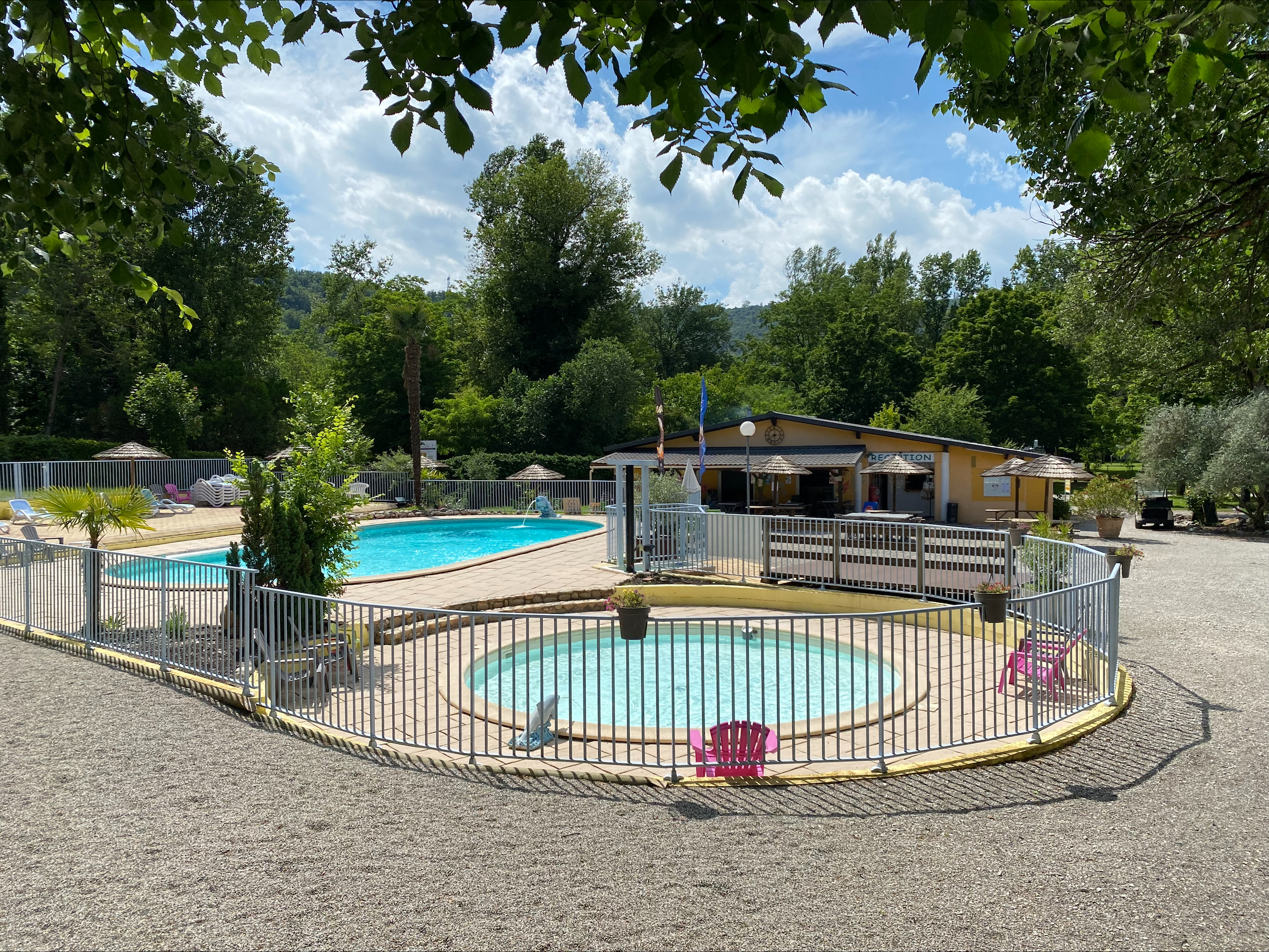 piscine et pateaugeoire