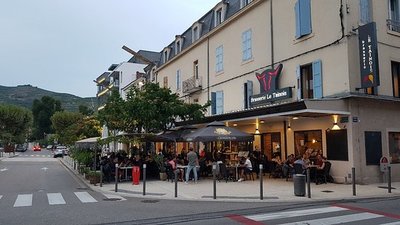 le tainois_place du taurobole_tain